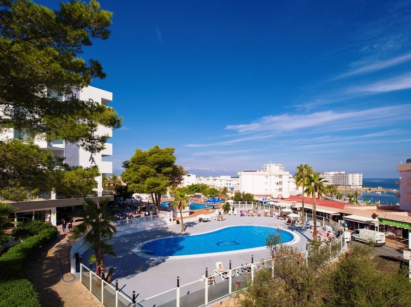 Apartamentos Vibra Riviera Сан-Антонио-Абад Экстерьер фото